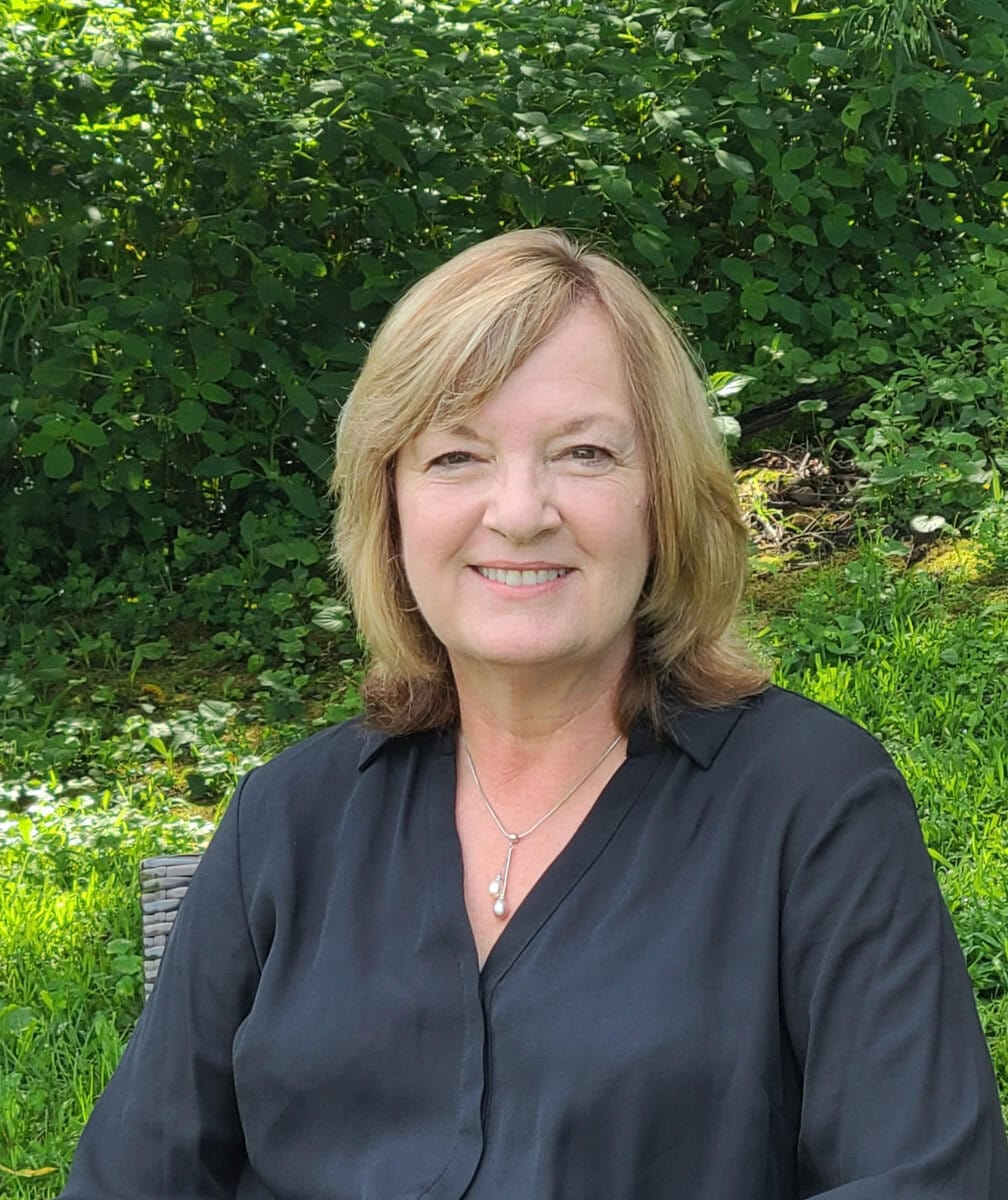 Diane Staff Picture - Bluffview Montessori School